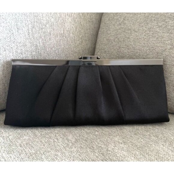 Jacqueline Ferrar Black Satin Cocktail Handbag. - Picture 1 of 6
